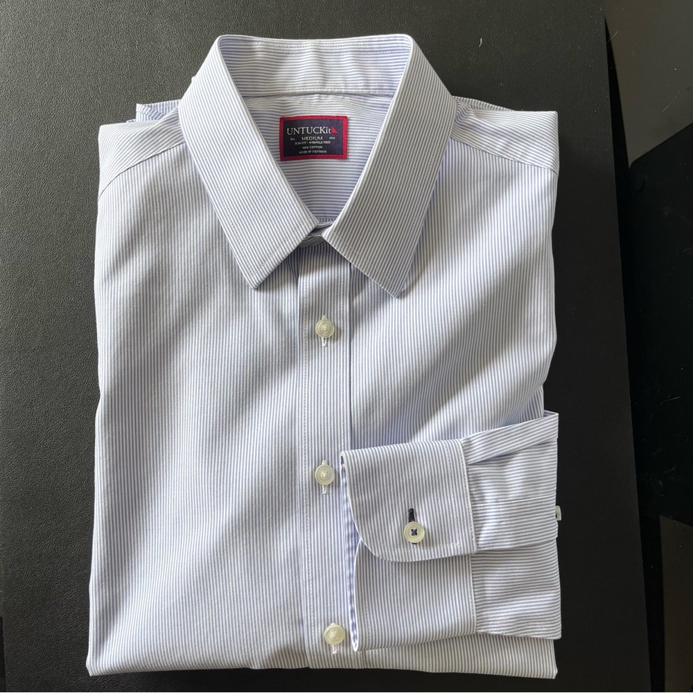 UNTUCKit Blue Dress Shirt Classic Style